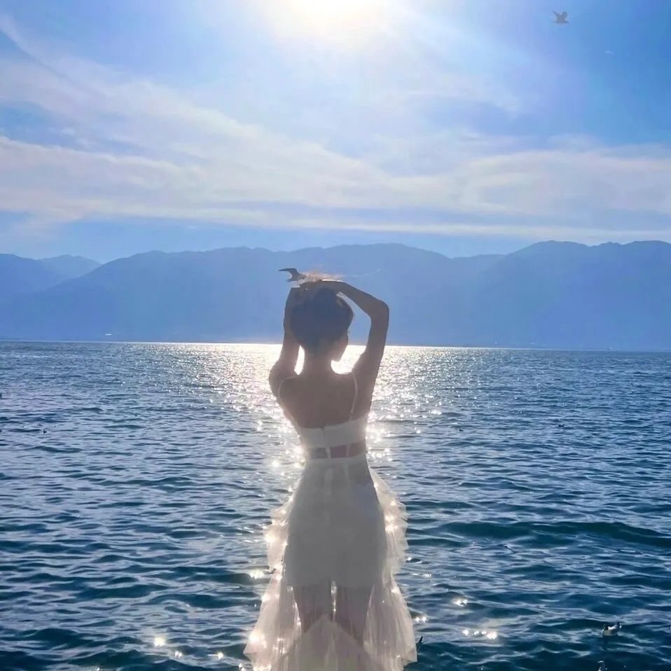 镇巴女子 海报
